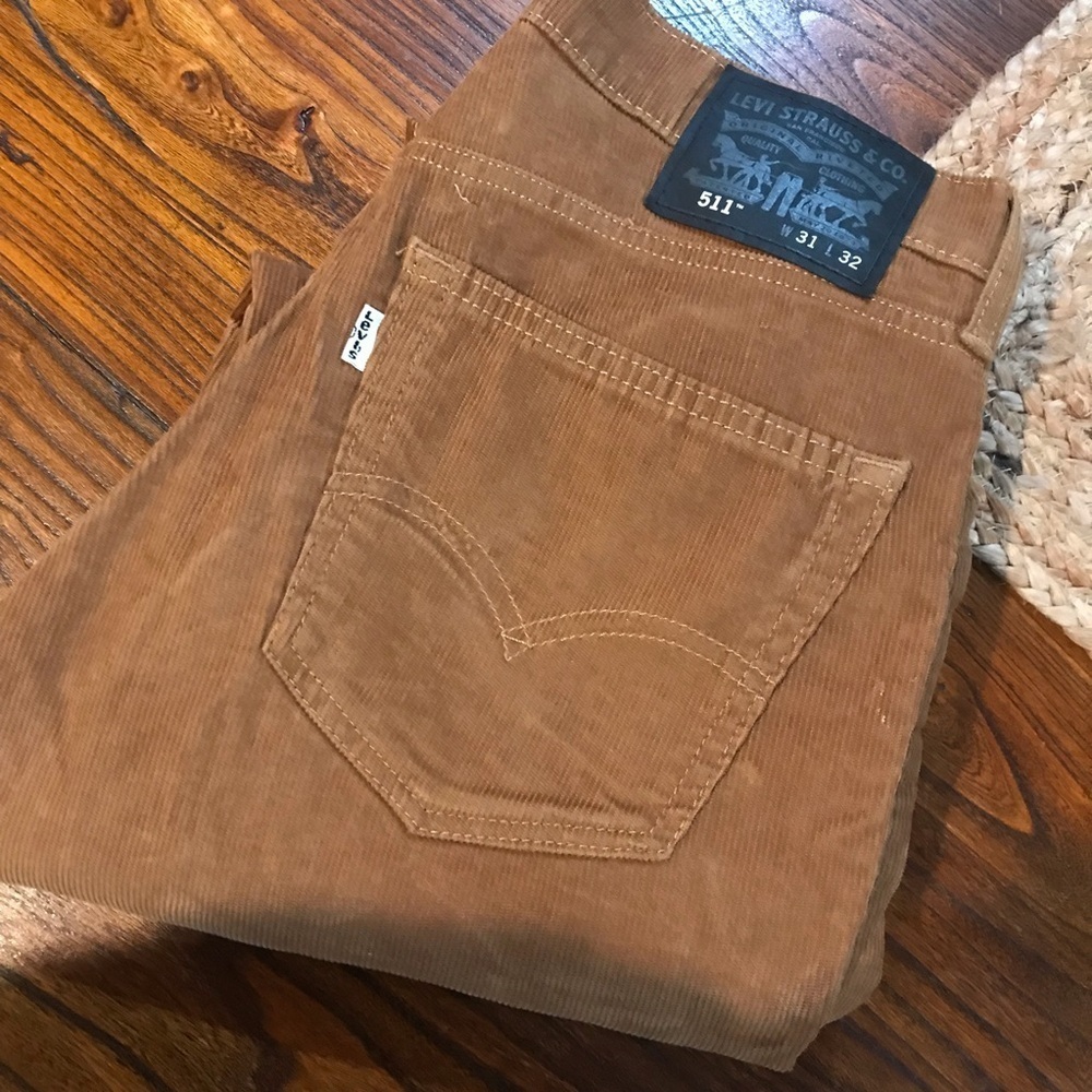 ▪️LEVIS Lightweight Corduroy Pants - Picture 2 of 12